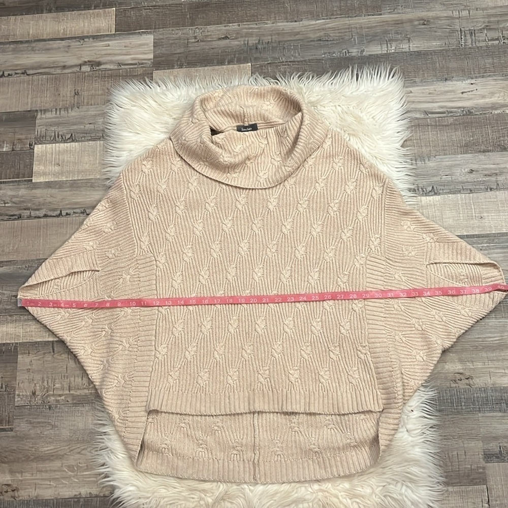 Neiman Marcus cable twist poncho sweater L wool angora cashmere L - Picture 5 of 7